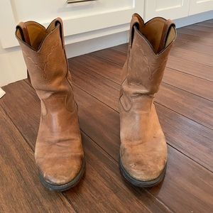 Justin Boots size 9